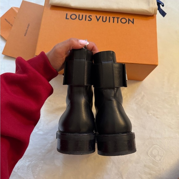 Louis Vuitton Wonderland Boots - Picture 6 of 8